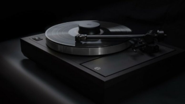 Stack Audio Serene Record Stabilizer and Serene Mat optimize vinyl playback 8 Stack Audio Serene Record Stabilizer