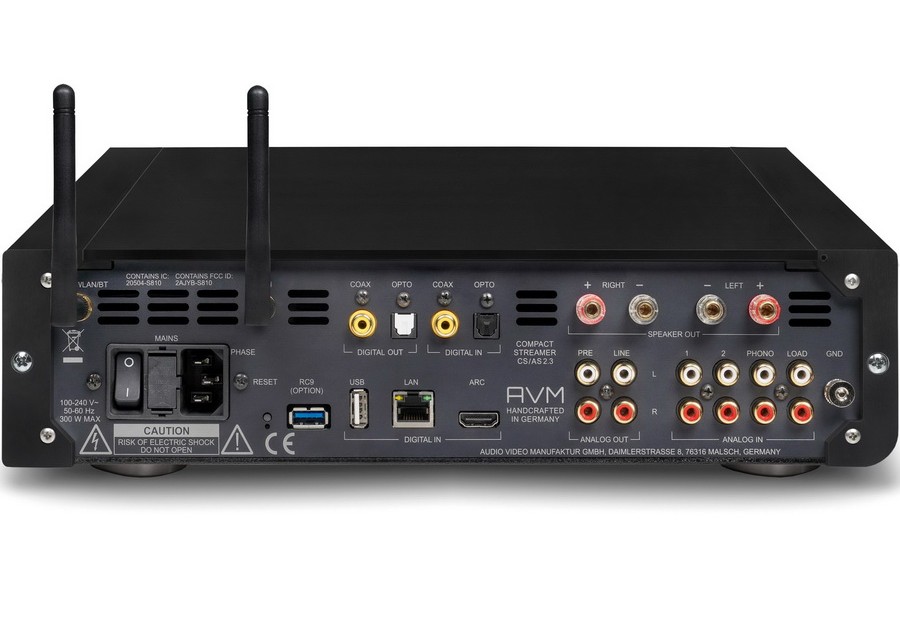 The AVM Audio Inspiration AS 2.3 receives data either via an Ethernet cable or via WLAN. Smartphones can also be connected to the device via Bluetooth. Additional external source devices can also be connected to the rear panel.