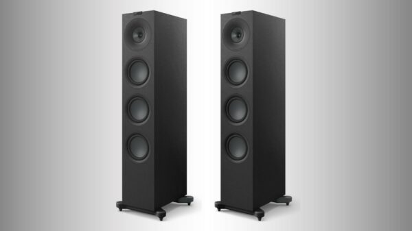 KEF Q11 Meta