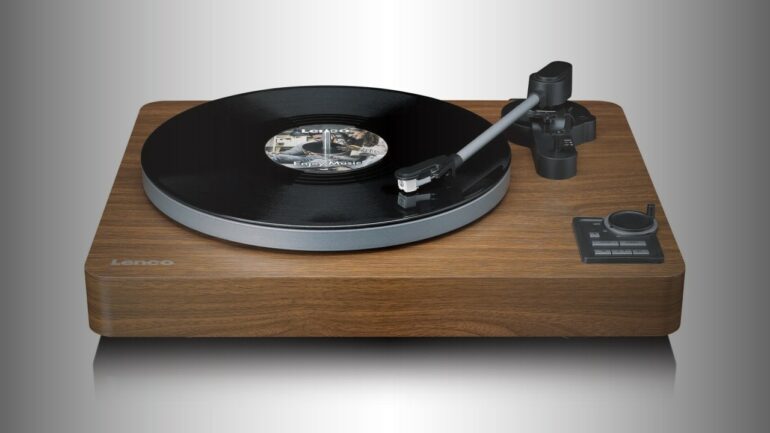 Lenco LBTA-165: Ready-to-play fully automatic turntable 65 Lenco LBTA-165