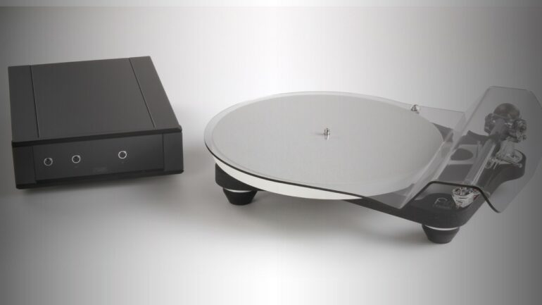 Rega Planar 10: The Ultimate in Rega Performance 9 Rega Planar 10