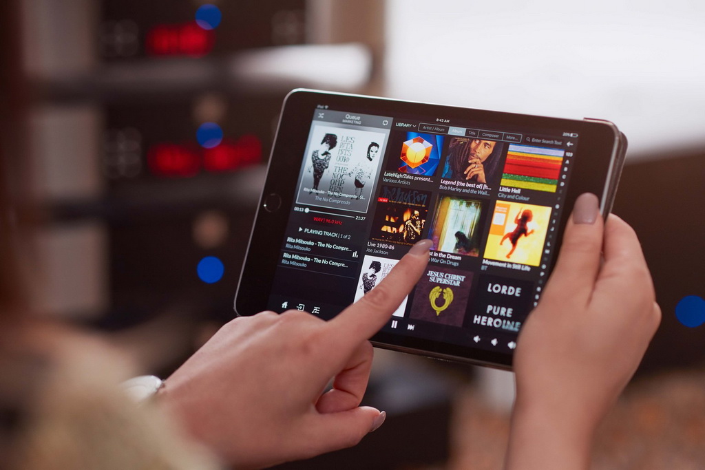 moon_390_003.jpg moon_390_003.jpg