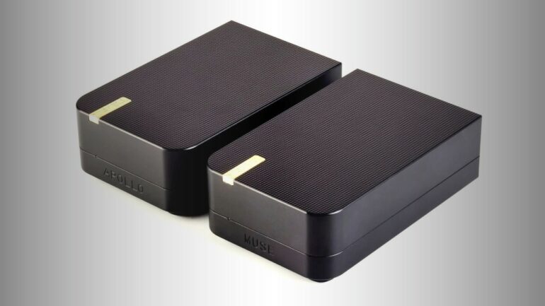 Michell Audio unveils the new Apollo Phono Amplifier along with the Muse External Power Supply 16 Michell Apollo and Muse