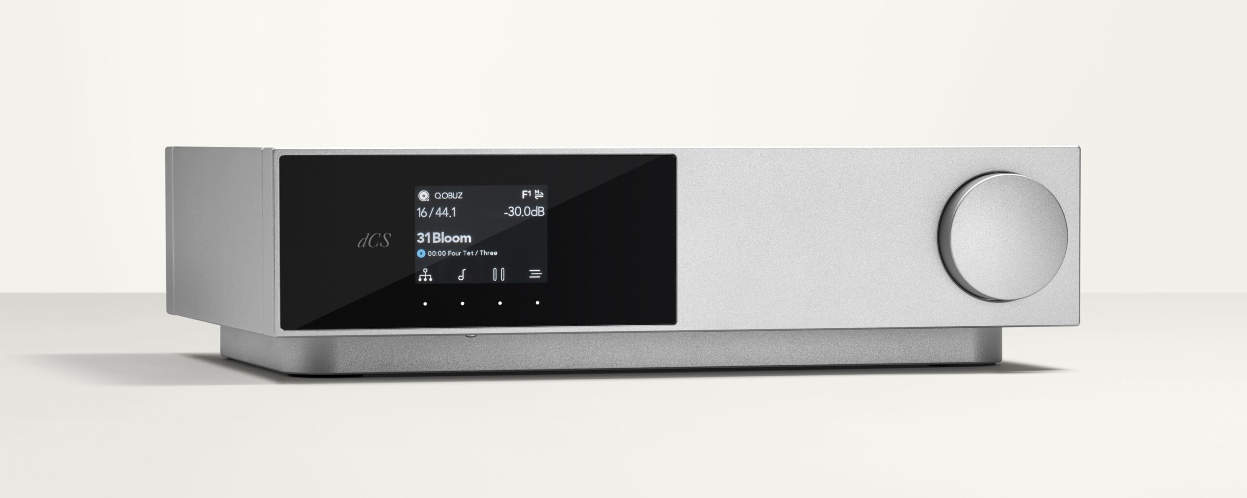 dCS Lina DAC X: A Network DAC Built for Flexible Digital Systems 8 dCS Lina DAC X network DAC and streamer in a solid aluminum full-width chassis