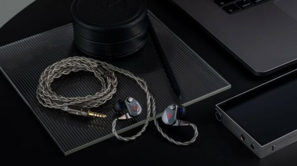 Astell&Kern x 64 Audio XIO: $3,000 Flagship IEMs with 10 Drivers for Audiophile-Grade Sound