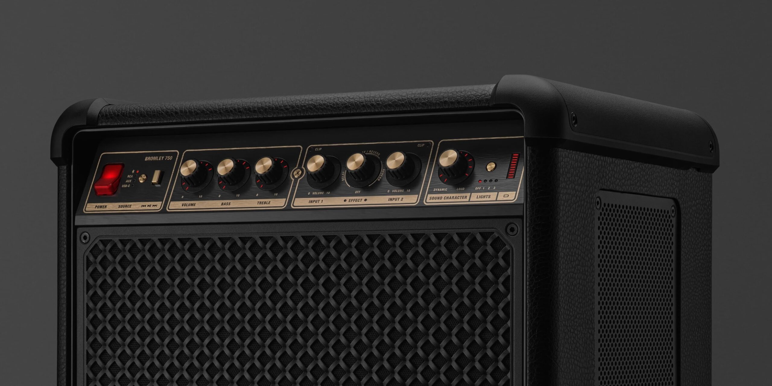 Marshall Bromley 750 Brings Stage-Amp Thinking to the Party 4 Marshall Bromley 750 party speaker with amplifier-inspired cabinet, wheels and integrated transport handle