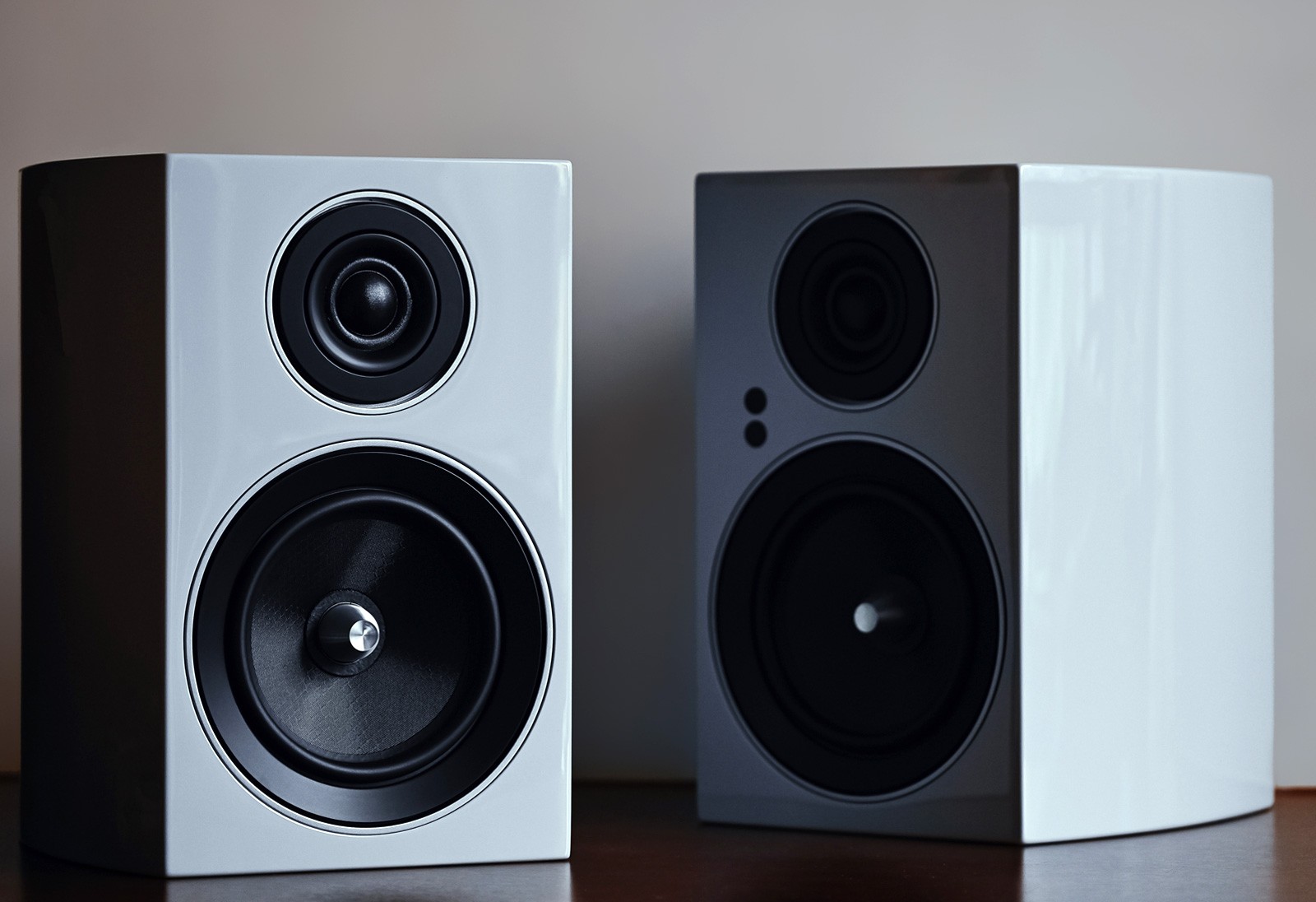Modern Danish Audio: Jamo C707PA MkII Active Speakers in Five Stylish Colors