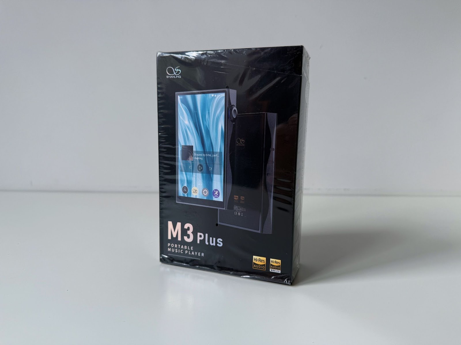 The Shanling M3 Plus is currently the best player in its line. 