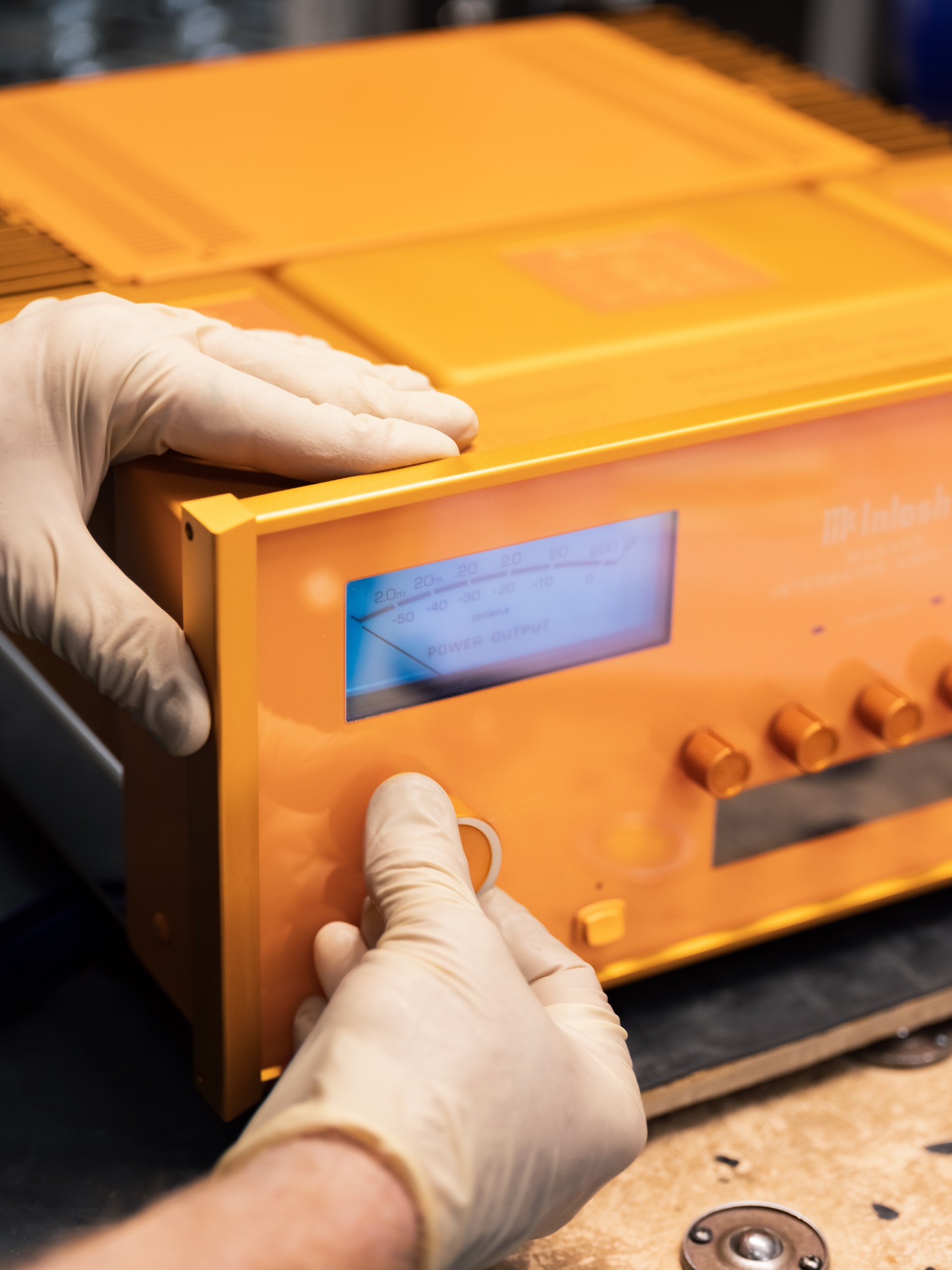 20251002164018 2025 10