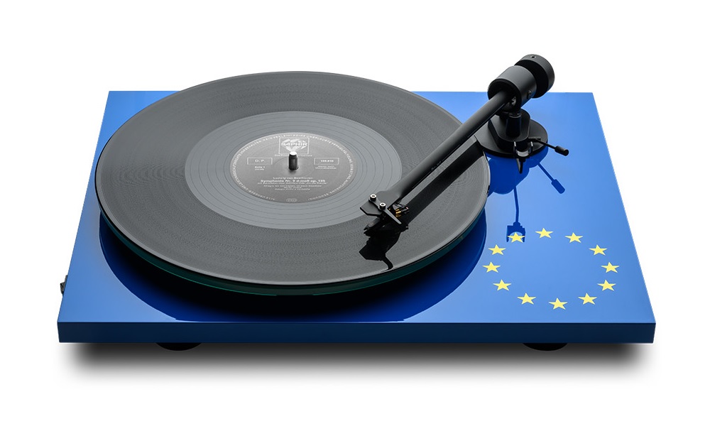 20251010151839 2025 10 10 pro