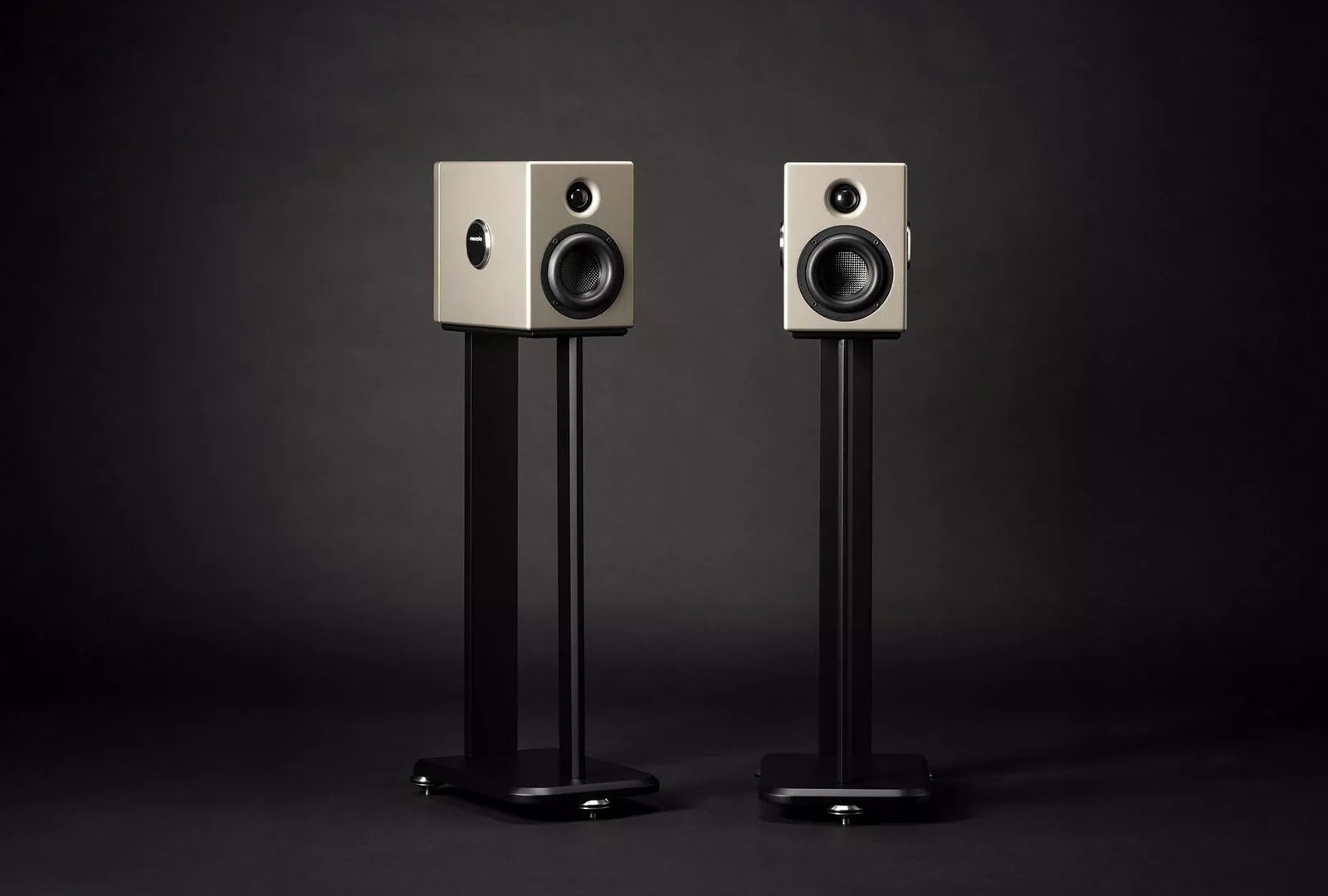 20251010162343 2025 10