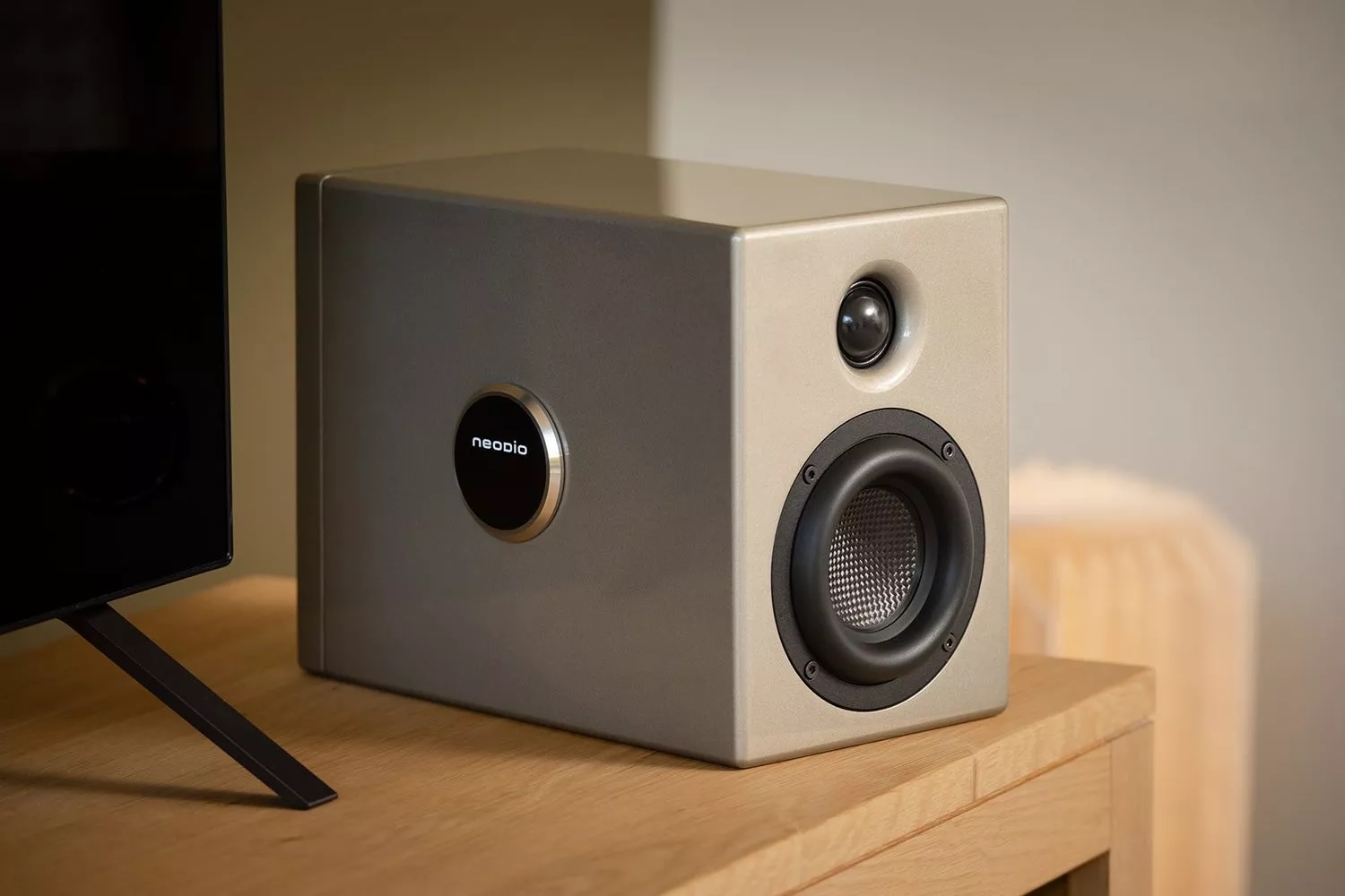 20251010162343 2025 10