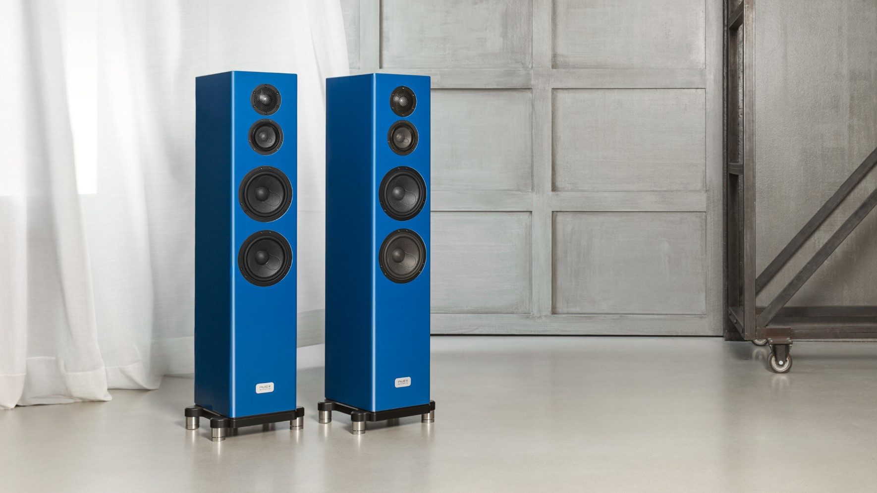 20251014094422 2025 10