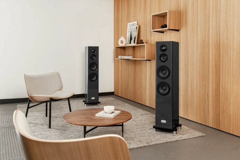 Auer Acoustics Versura V2: High-End Tankwood Floorstanders with Natural Sound Precision 7 Auer Acoustics Versura V2
