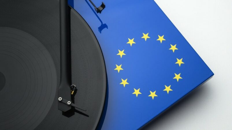 Pro-Ject EU Turntable: Premium Entry-Level Deck Honoring European Hi-Fi Heritage 28 Pro-Ject Audio EU turntable