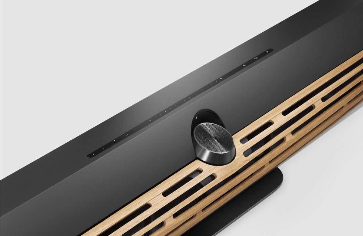 20251104172407 2025 11