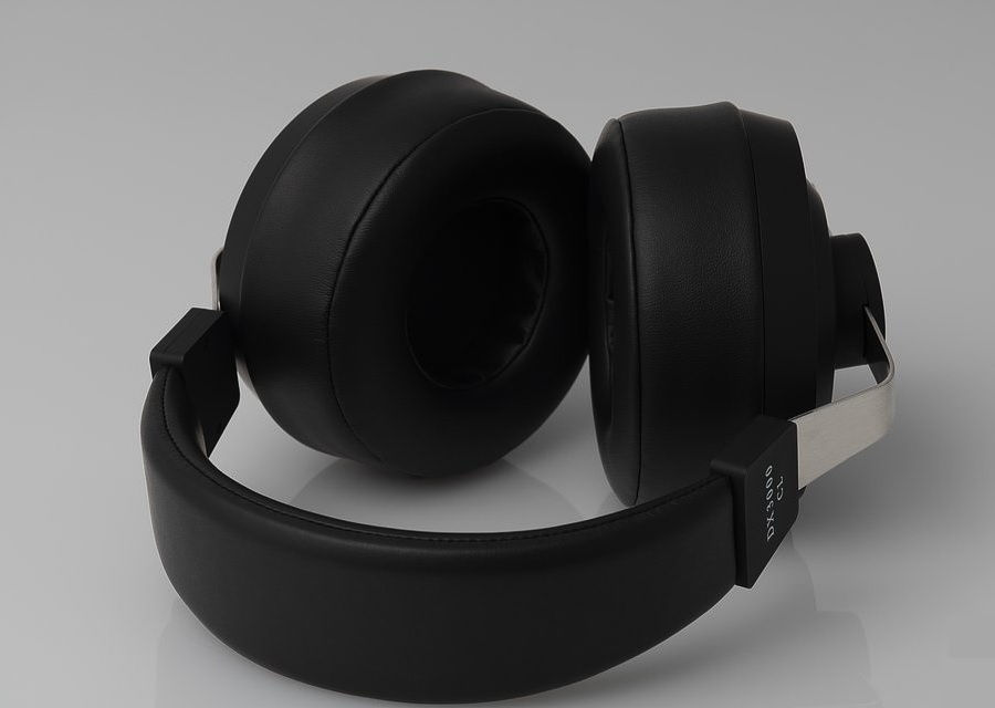 20251107183354 2025 11