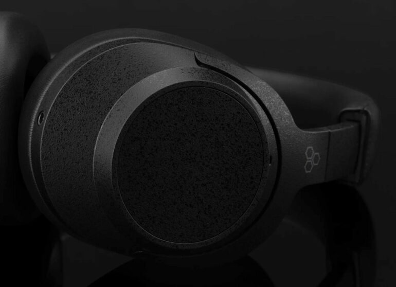 Final UX5000: Premium Wireless Headphones With Soul, Power, and 65-Hour Battery Life 4 Final UX5000 — premium wireless headphones with LDAC