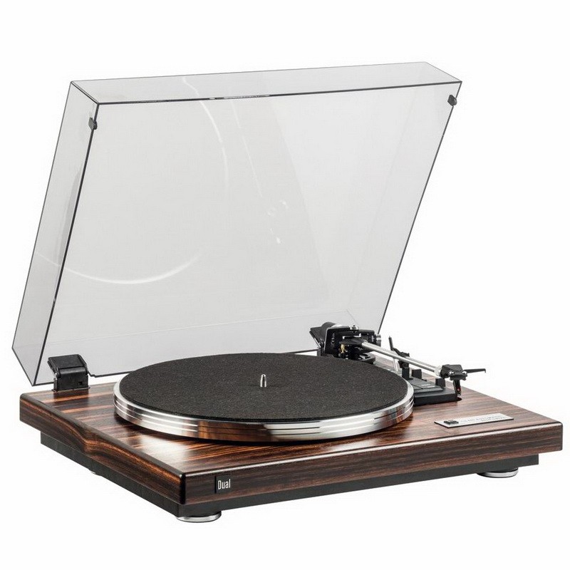 The Dual CS 460 brings traditional mechanical automation and retro craftsmanship into today’s hi-fi world.