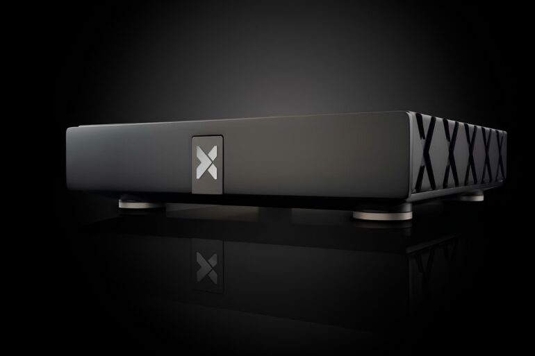 Axxess Switch: High-Performance Network Switch for Audiophile Systems 10 The Axxess Switch proves your network matters, delivering cleaner, more musical streaming through audiophile-grade design.