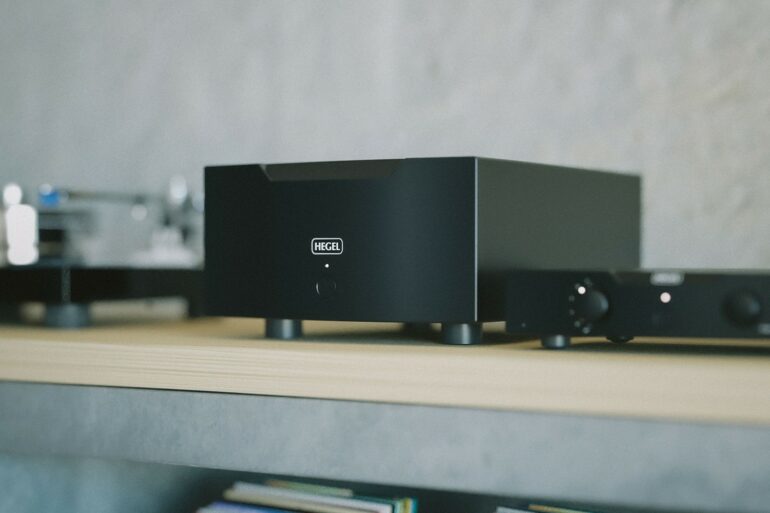 Hegel H30A removes power as a limitation, combining massive output with precision, control, and natural musicality in a minimalist design.