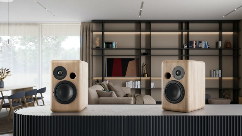 Xavian Unica: Handcrafted Solid Oak Loudspeakers Launch as Entry Model in Natura Series 49 Xavian Unica