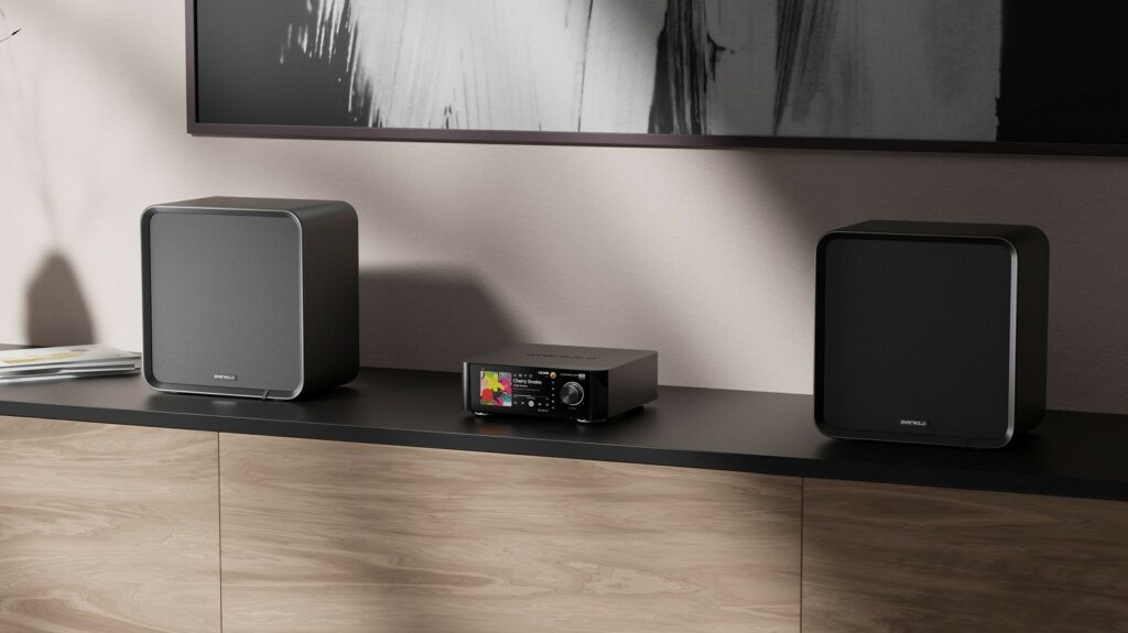 DALI Sonik or Eversolo SE100? Two Very Different Visions of Modern Hi-Fi 11 Eversolo SE100: Passive loudspeakers with a square enclosure