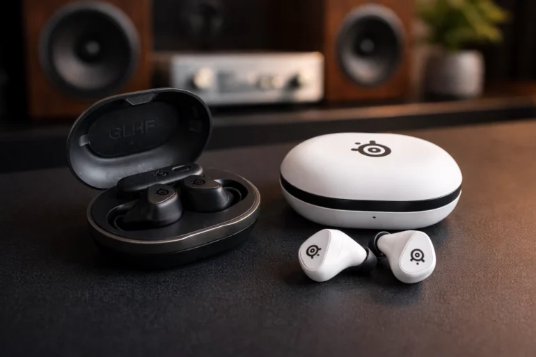 SteelSeries Arctis GameBuds: Low-Latency Gaming Earbuds With Console-Grade Audio 10 SteelSeries Arctis GameBuds