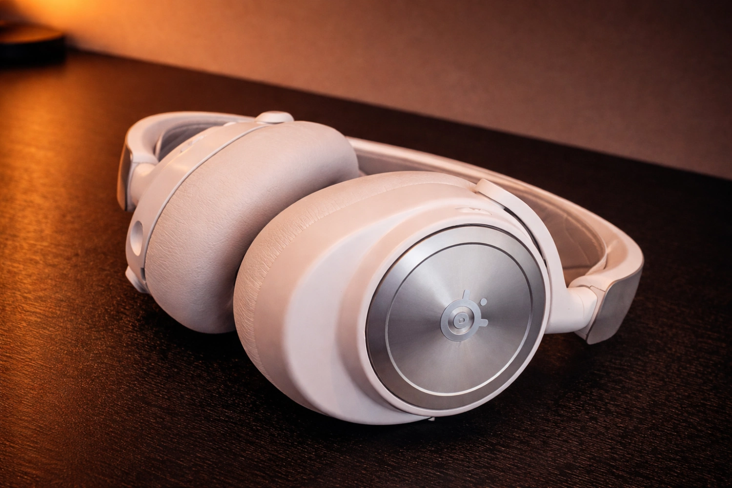 The SteelSeries Arctis Nova Pro blends premium comfort with a clean, understated design built for long gaming sessions.