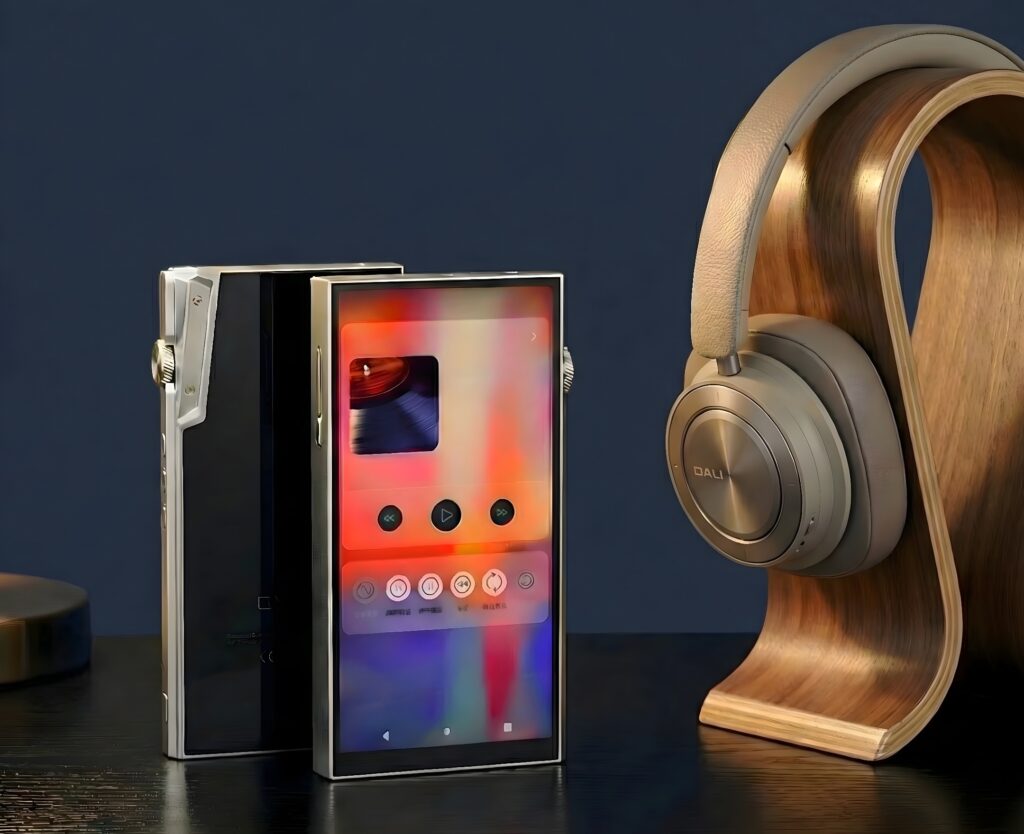 A 486g Flagship DAP or an 83g Pocket Player? DX340 and Q2 Compared 10 20260217150434 2026 02 17 iBassoDX340 01 2160x1760