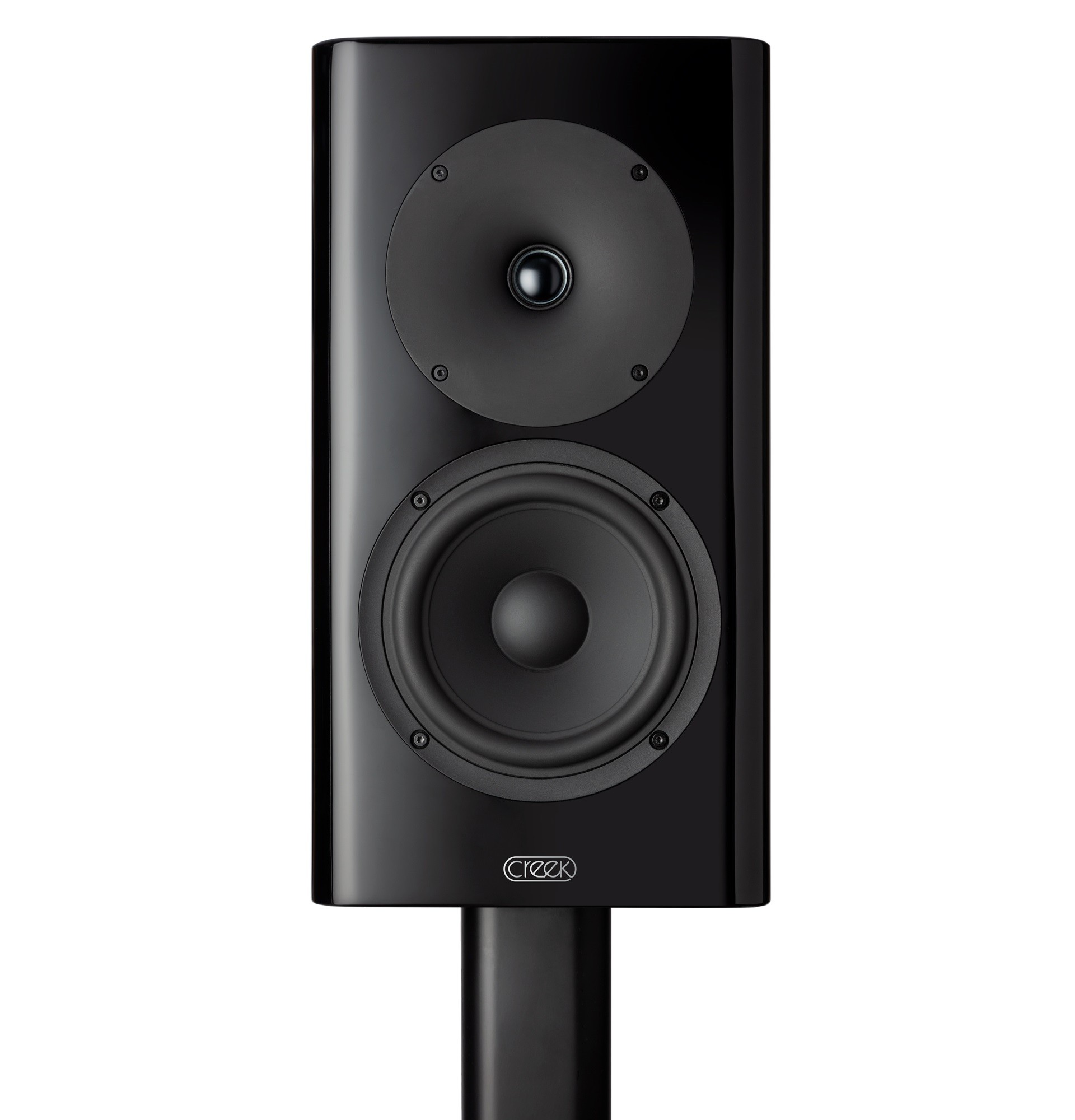 The cabinet architecture, crossover topology, and driver integration are optimized for controlled frequency extension and spatial precision, while maintaining stable and realistic amplifier load characteristics.