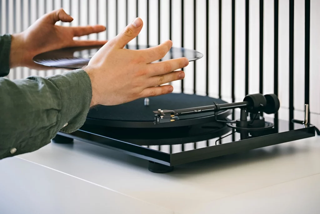 Pro-Ject E1.2 & E1.2 Phono Turntable