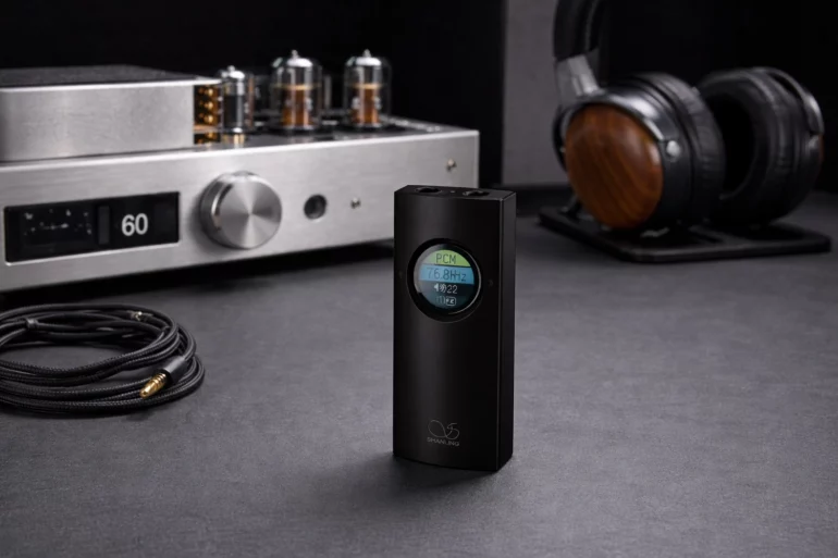 Shanling UA1 II: A Tiny USB DAC With Balanced Power, Dual DACs and a Built-In Screen 2 Shanling UA1 II