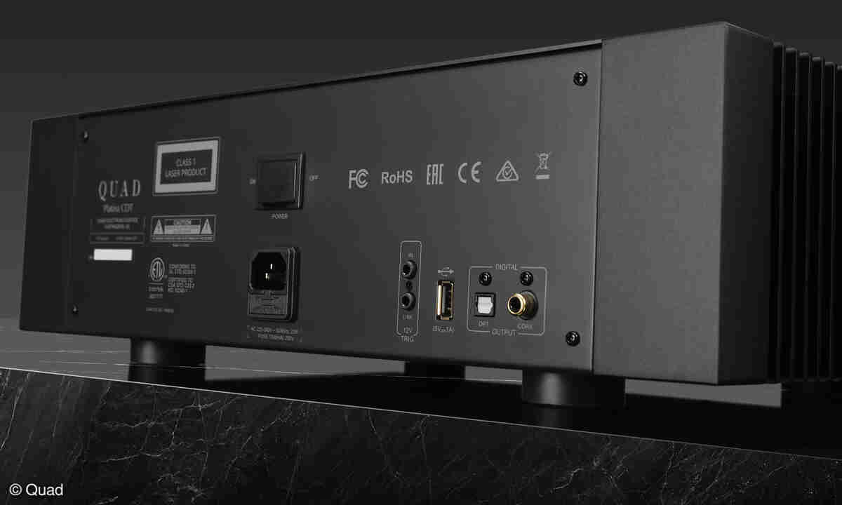 Quad Platina CDT Puts Disc Playback First 6 Quad Platina CDT CD transport with front-loading tray and color display