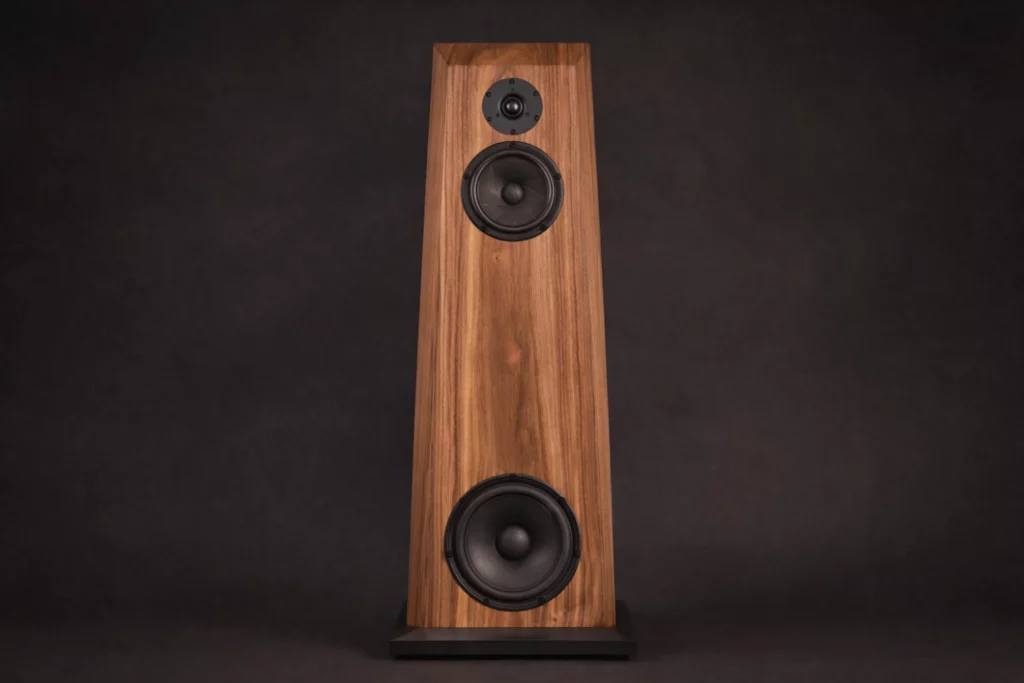 How to Set Up Speakers for Better Sound in a Real Room 12 Xavian La Boema is a sealed floorstanding speaker with ScanSpeak drivers, 85 dB sensitivity, and handcrafted cabinets built for natural, accurate sound.