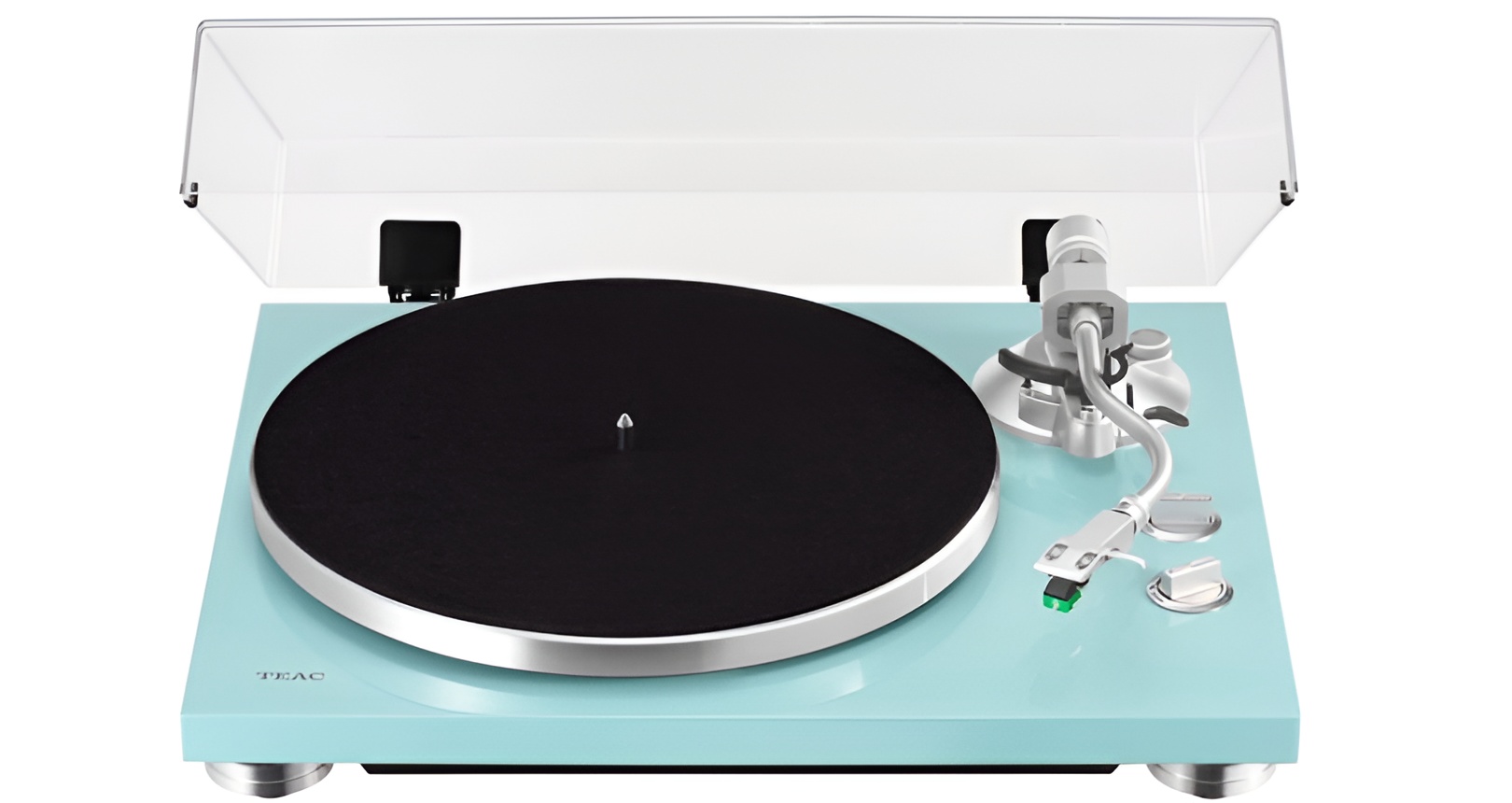 A high-mass aluminum platter and precision tonearm define the playback performance of the Teac TN-400BTX.