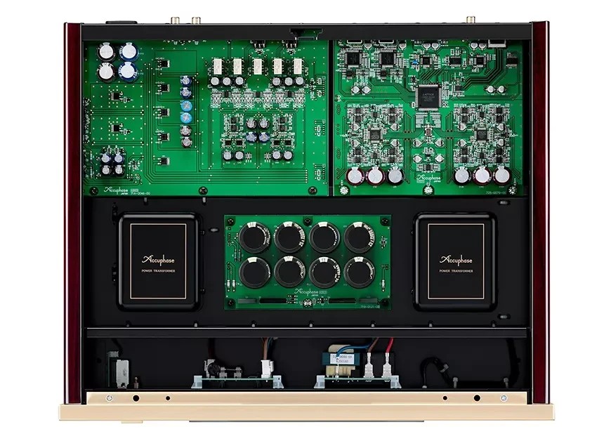 The Accuphase DC-500 is powered by eight ESS Technology ES9028PRO DAC chips
