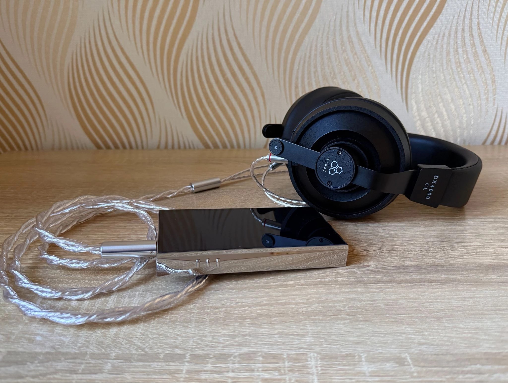 Final Audio DX4000CL Review: A Closed-Back Headphone for Serious Audiophiles 11 Premium comfort meets audiophile tuning with Final Audio’s latest closed-back flagship headphone.