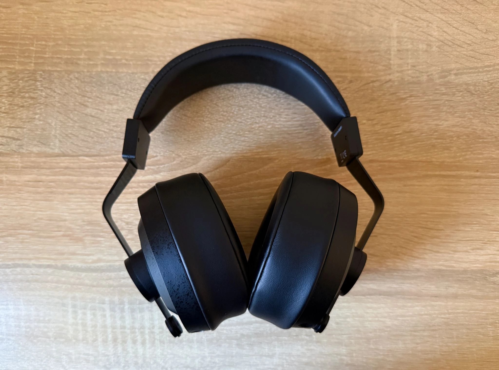 Final Audio DX4000CL Review: A Closed-Back Headphone for Serious Audiophiles 9 Final Audio DX4000CL brings rich musicality, luxurious comfort and refined Japanese craftsmanship together.