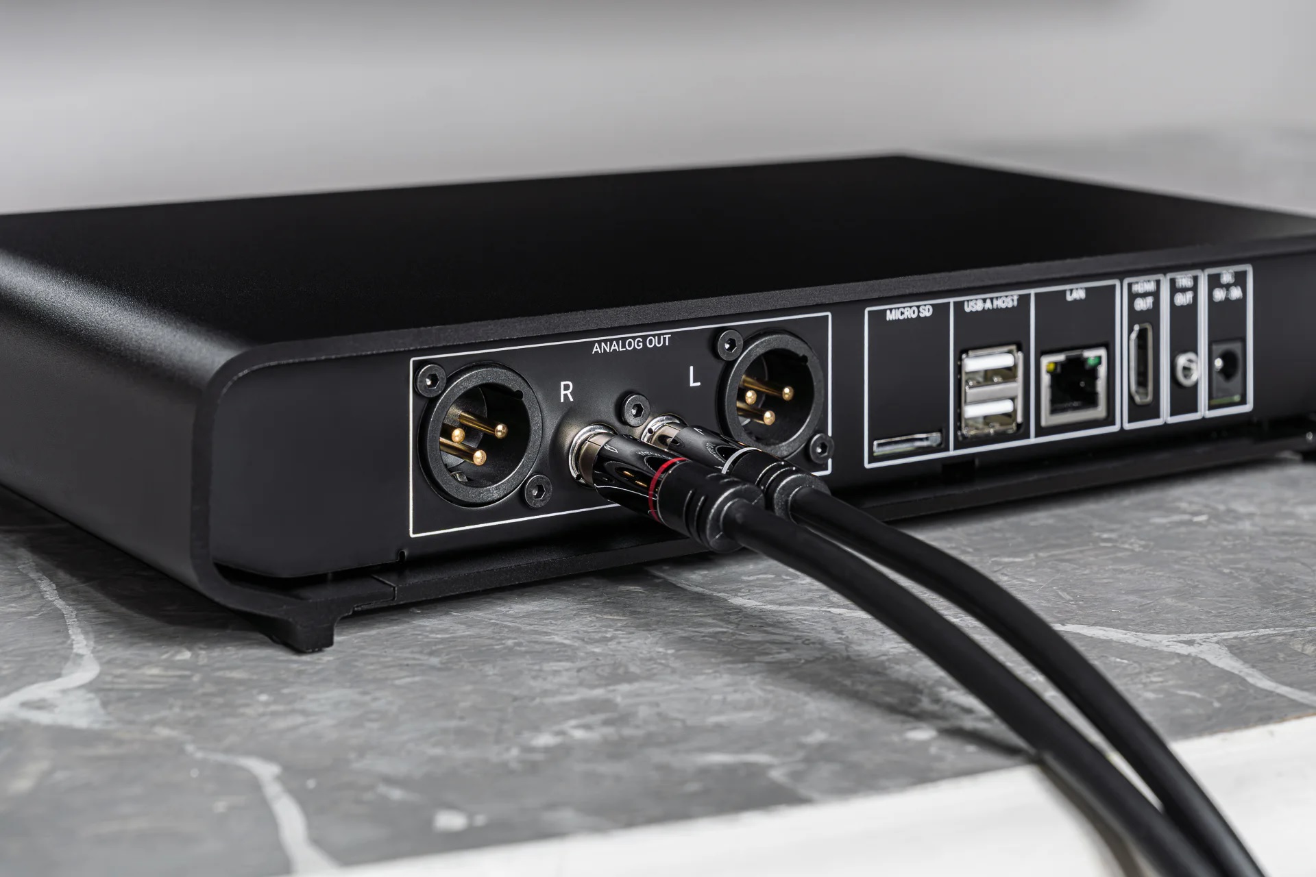 Volumio Primo V3 streaming DAC in a compact hi-fi chassis