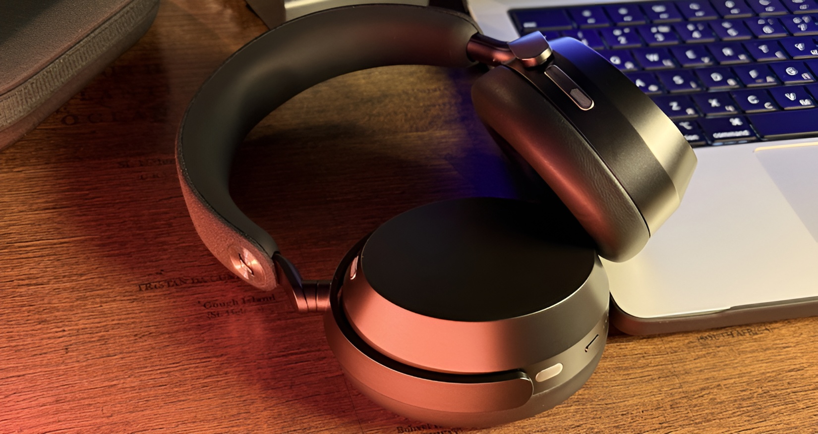 Sennheiser MOMENTUM 5 Wireless Review: Worth the Hype? 12 The MOMENTUM 5 Wireless joins Sennheiser's established lineup of wireless headphones.