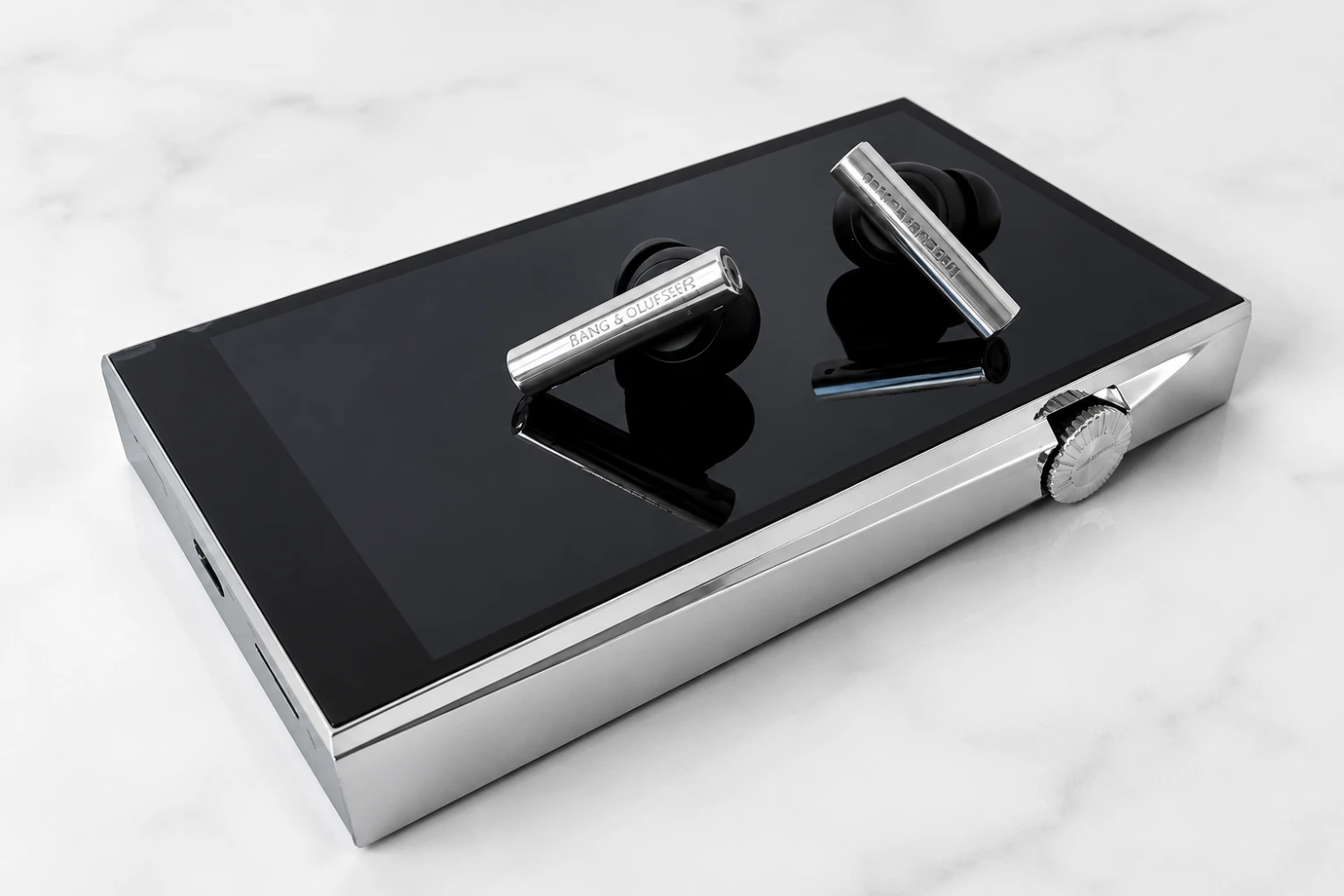 Adaptive EarSense 2.0 active noise cancellation, six microphones per earbud, and Dolby Atmos support make the Beo Grace one of the most feature-rich luxury wireless earphones available.