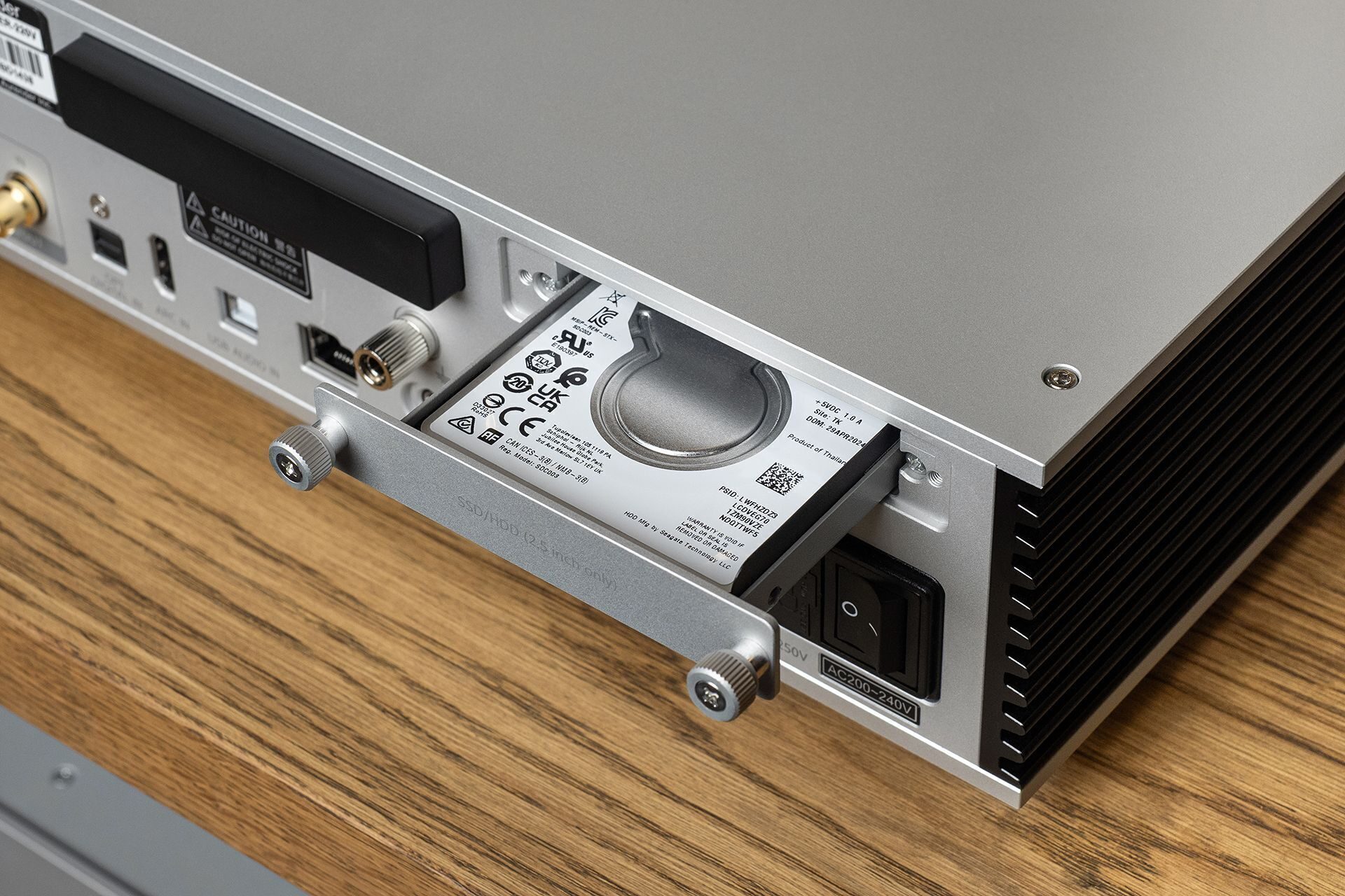 Aurender A1000 Review: The Digital Hub Reimagined 11 Aurender A1000 digital music player streamer DAC in aluminum chassis