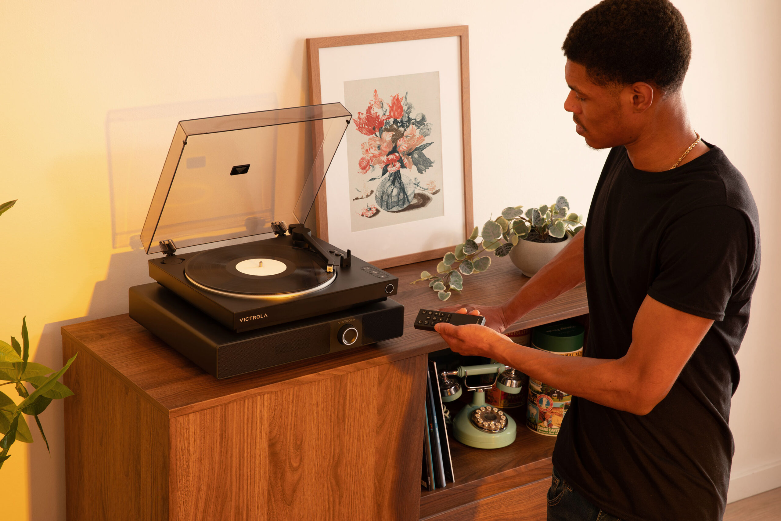 Victrola Soundstage Active Speaker Fits Beneath a Turntable 10 Victrola Soundstage active speaker designed for placement beneath a turntable