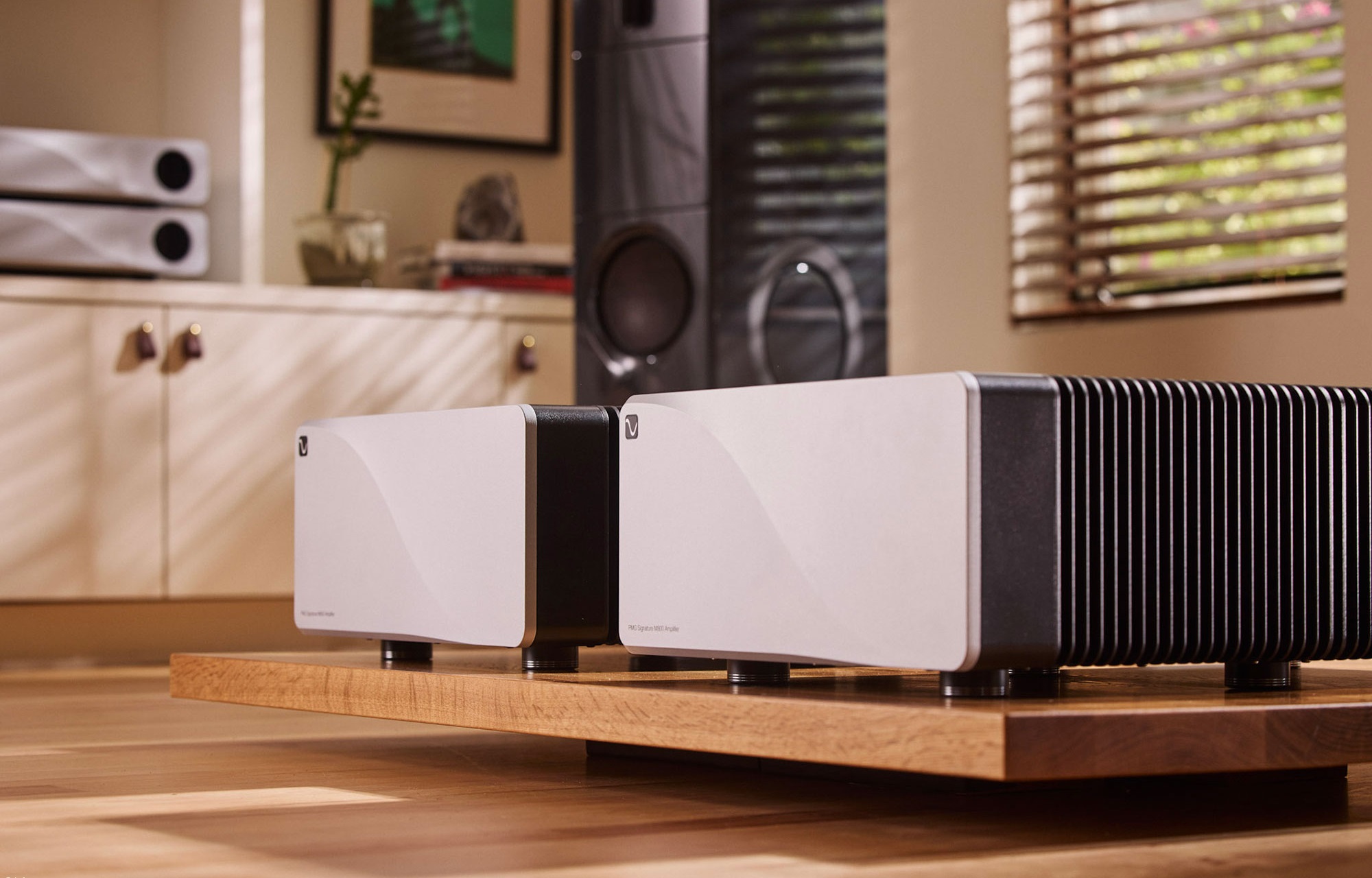 PS Audio Expands PMG Signature Line With M400 and M800 Monoblocks 8 PS Audio Signature PMG M400 and M800 mono power amplifiers