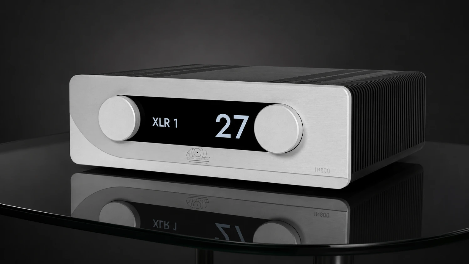 The Atoll IN800 Evolution is a new flagship integrated amplifier featuring dual-mono construction, 16 MOSFET output devices per channel and optional digital or phono modules.