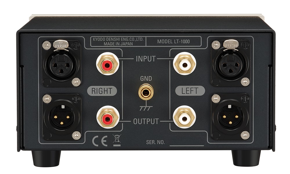 The heart of the LT-1000 is the transformer, which features a custom-made 0.1 mm Super Malloy core and PC-TripleC wiring, specially developed for transformer windings and now widely recognized as one of the best conductor materials available. 