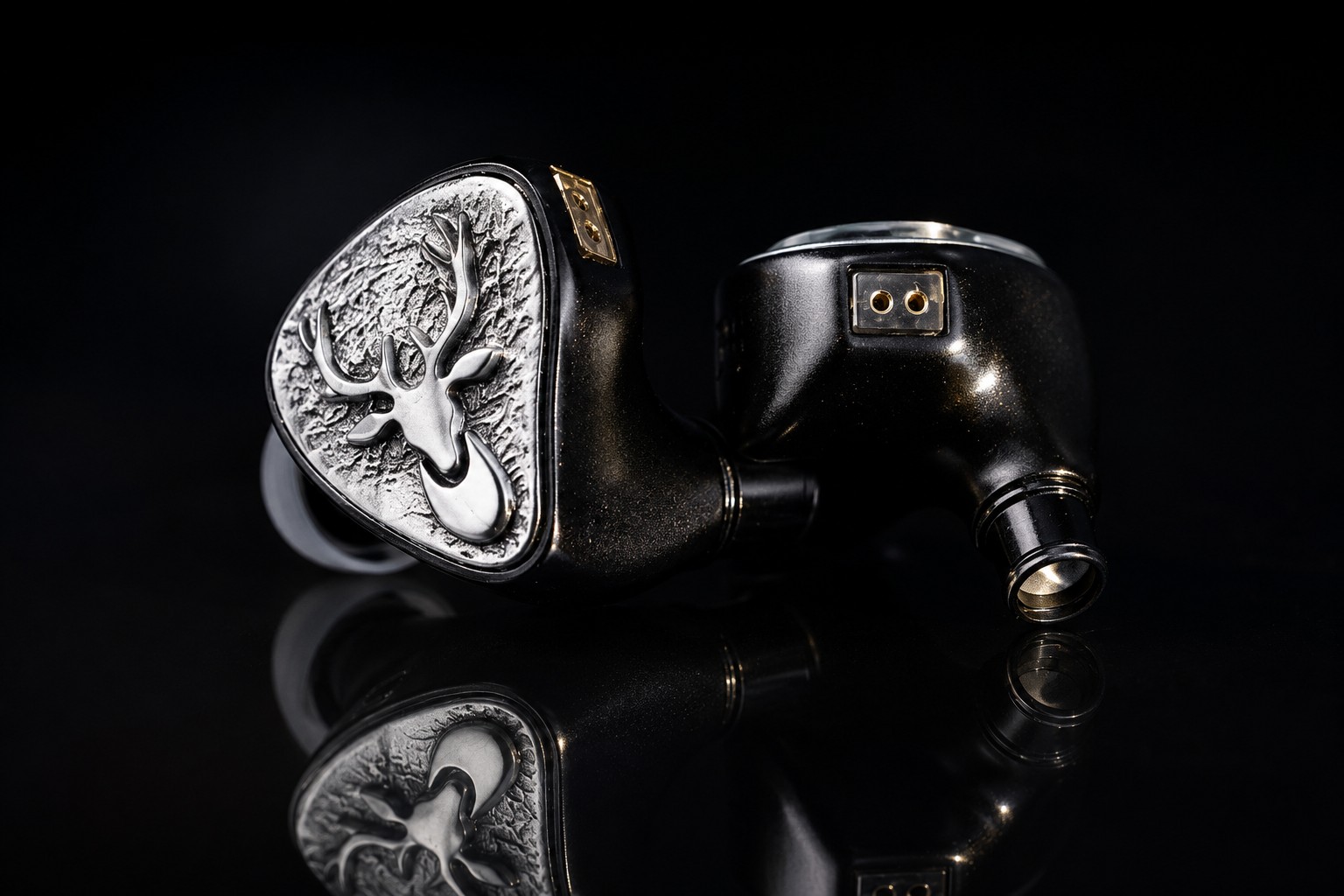 FiiO SNOWSKY FH3 LUMI Puts a Retro Spin on Vocal Tuning 9 Rather than pursuing extreme dynamics or dry resolution, the sound profile of the FiiO SNOWSKY FH3 LUMI was created together with experienced audiophiles.