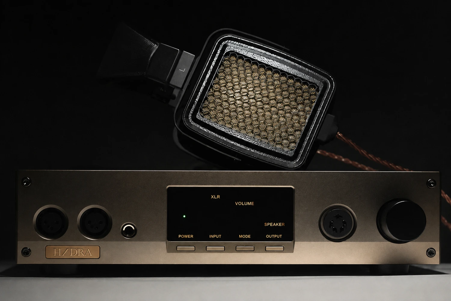 The Apos x program has produced a new personal hi-fi pairing: SJY ARGOS electrostatic headphones and the Apos x ES Lab HYDRA amplifier.