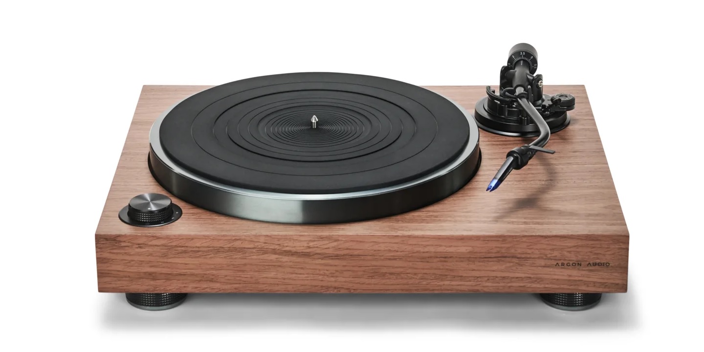 Argon Audio Aurora Brings Direct-Drive Precision to Home Vinyl Systems 3 Argon Audio Aurora direct-drive turntable with S-shaped tonearm